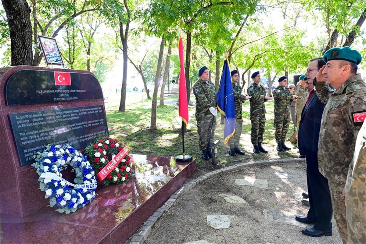 NATO'nun Kosova'daki Barış Gücü (KFOR) kapsamındaki görevi sırasında 1999'da mayın ararken şehit...