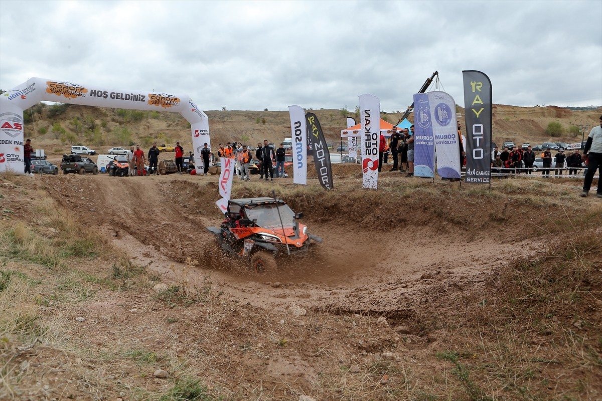 Çorum'da 2. Geleneksel Offroad Oyunları yapıldı. Çorum Belediyesi ve Çorum Offroad Tim Arama ve...