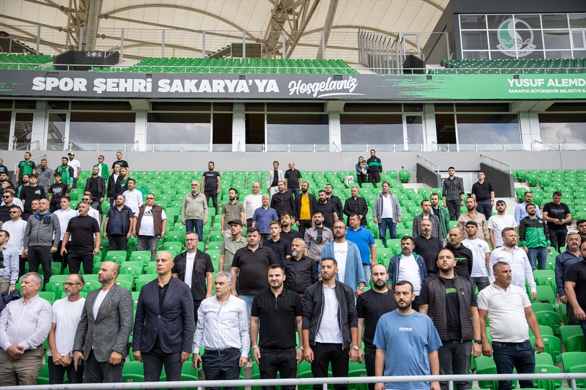 Sakaryaspor Kulübünde başkanlığa Yeni Sakarya Atatürk Stadı'nda gerçekleştirilen seçimli...