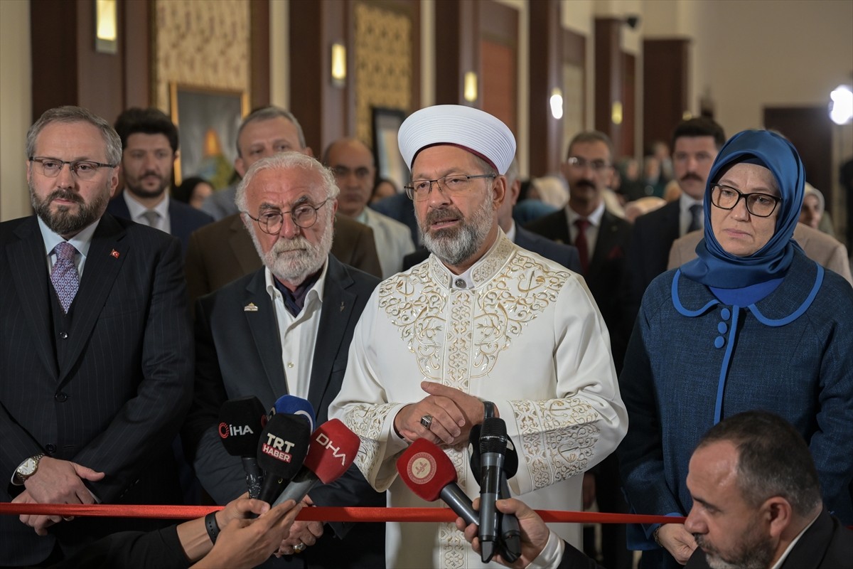 Diyanet İşleri Başkanlığı 15 Temmuz Milli İrade Şehit Ali Alıtkan Konferans Salonu'nda, "Özgür...