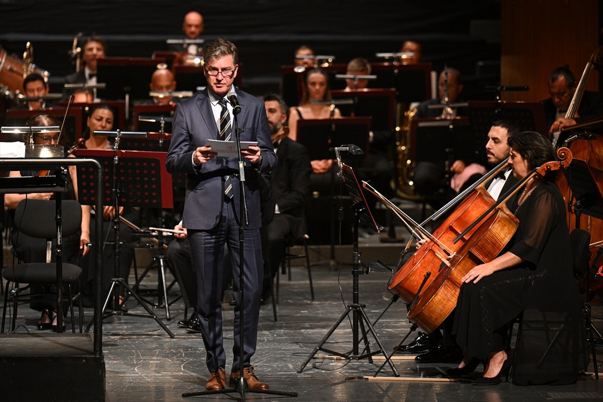 Azerbaycanlı ilk kadın opera bestecisi Şefika Ahundova'nın doğumunun 100. yıl dönümüne ithafen 25....