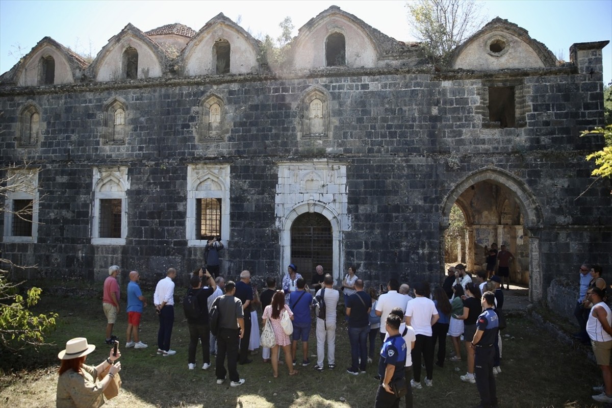 Muğla'nın Fethiye ilçesinde bu yıl ikincisi düzenlenen Fethiye Uluslararası Gastronomi Kültür ve...