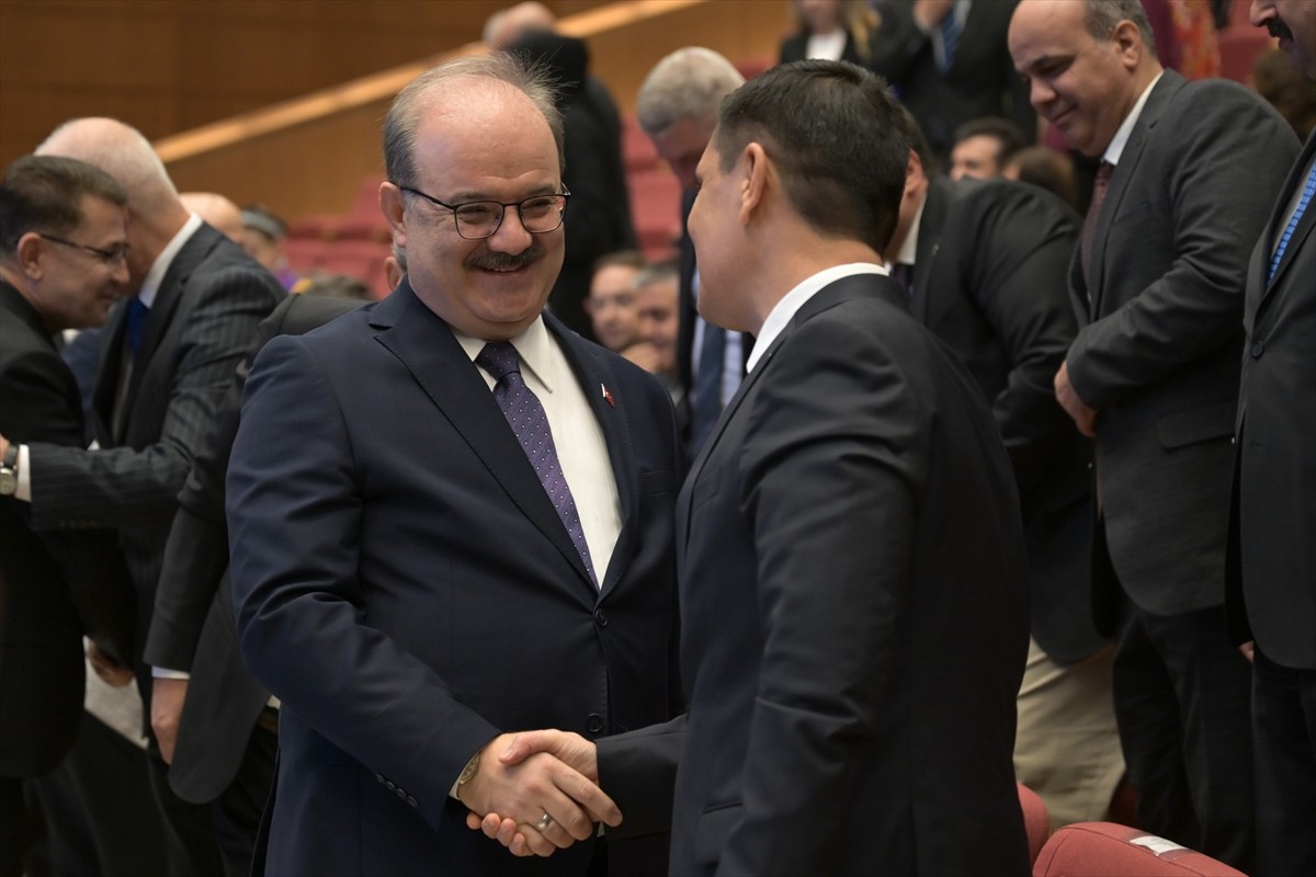 Ankara'da Atatürk Kültür, Dil ve Tarih Yüksek Kurumunun yeni binasındaki konferans salonunda...