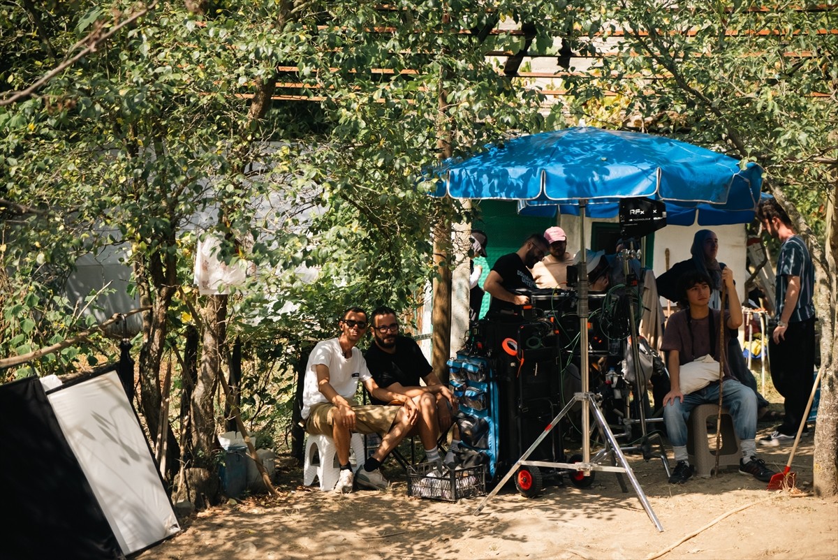 Babasını hiç tanımadan büyüyen bir kadının hikayesini konu alan "Hacer" filminin çekimleri...