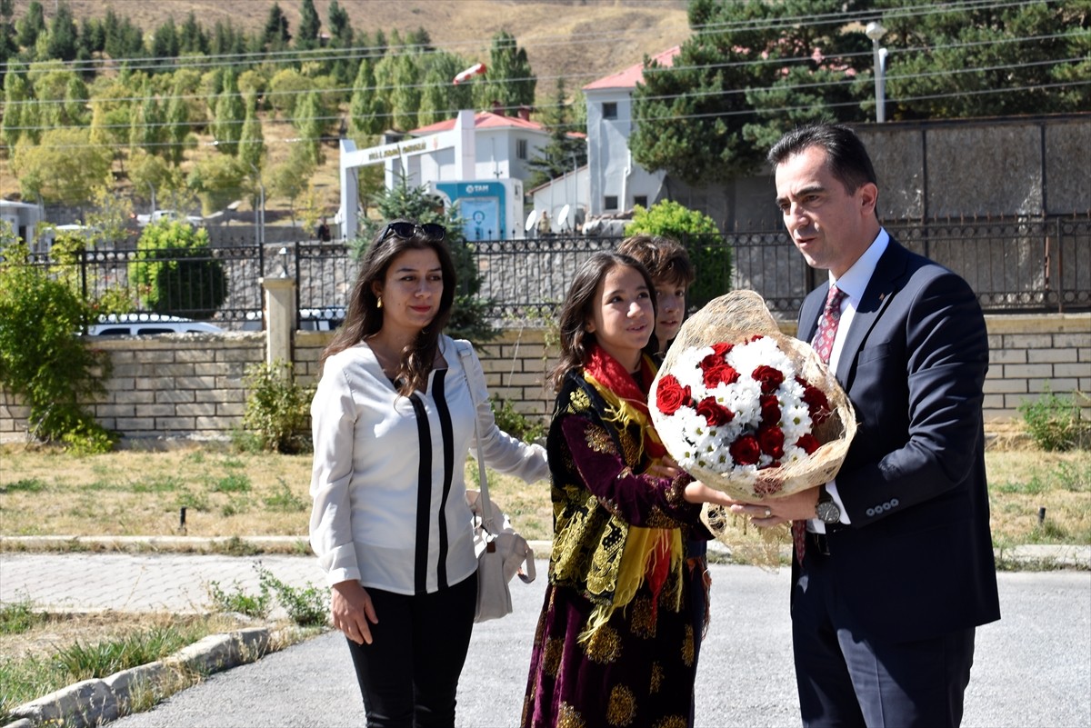 Cumhurbaşkanı Recep Tayyip Erdoğan'ın imzasıyla Resmi Gazete'de yayımlanan kararname ile Bitlis...