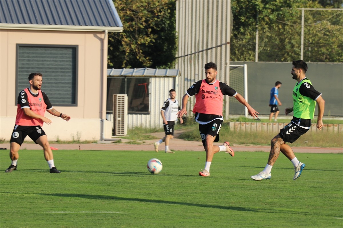 Kocaelispor, Trendyol 1. Lig'in 7. haftasında Şanlıurfaspor ile sahasında oynayacağı maçın...