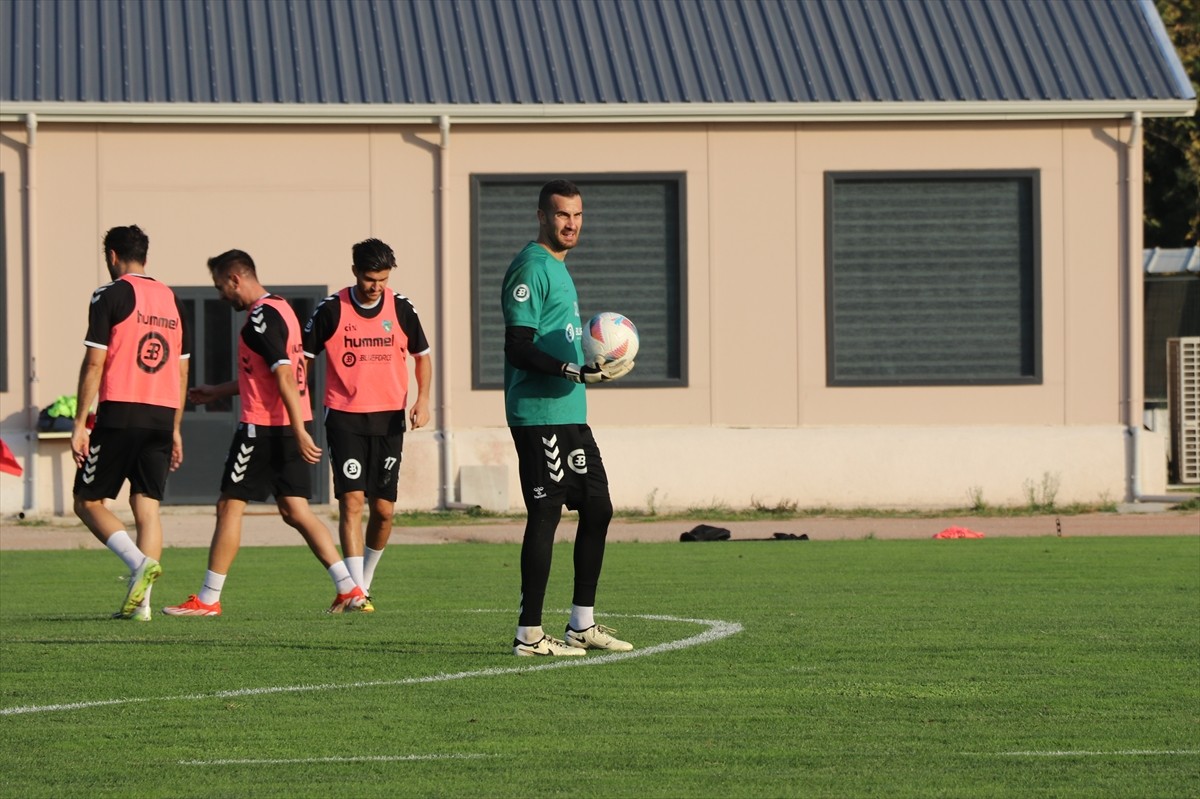 Kocaelispor, Trendyol 1. Lig'in 7. haftasında Şanlıurfaspor ile sahasında oynayacağı maçın...