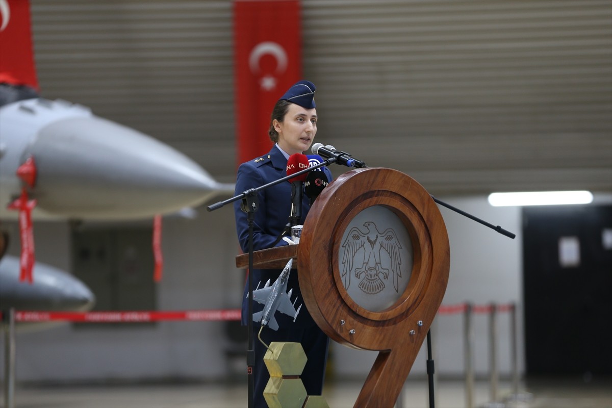 Balıkesir 9'uncu Ana Jet Üs Komutanlığında F-16 hazırlık eğitimlerini başarıyla tamamlayan...