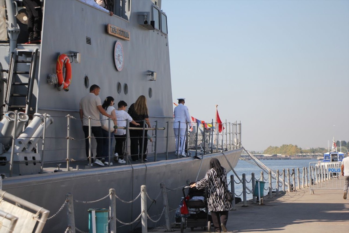 Kocaeli'nin İzmit ilçesinde Preveze Deniz Zaferi'nin 486'ncı yıl dönümü ve Deniz Kuvvetleri Günü...