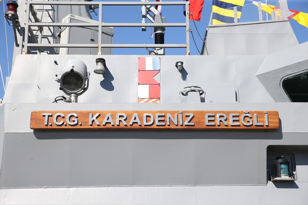 TCG Karadeniz Ereğli gemisi, Preveze Deniz Zaferi ve Deniz Kuvvetleri Günü kapsamında Hatay'ın...