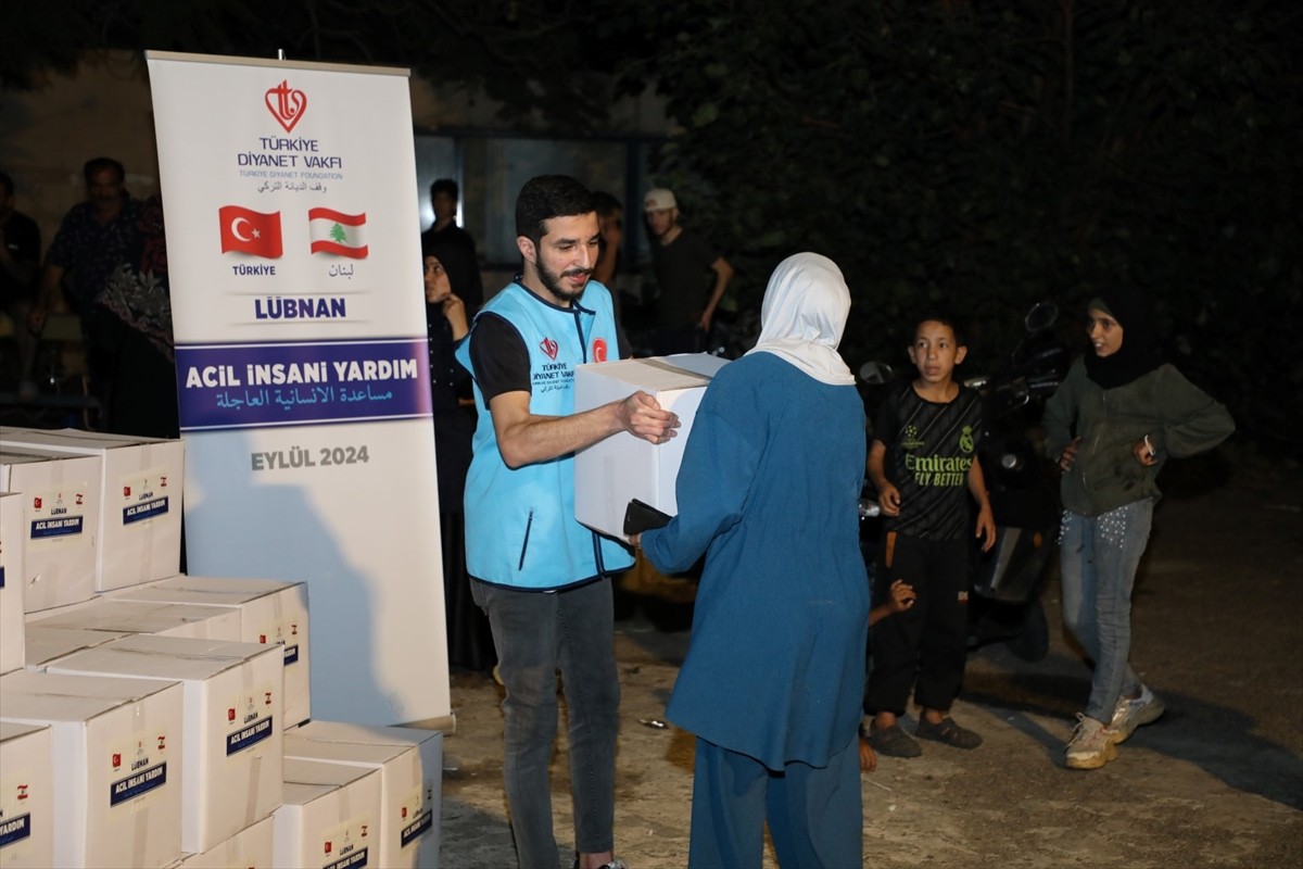 Türkiye Diyanet Vakfı (TDV), İsrail'in saldırıları nedeniyle zor günler yaşayan Lübnan halkına...