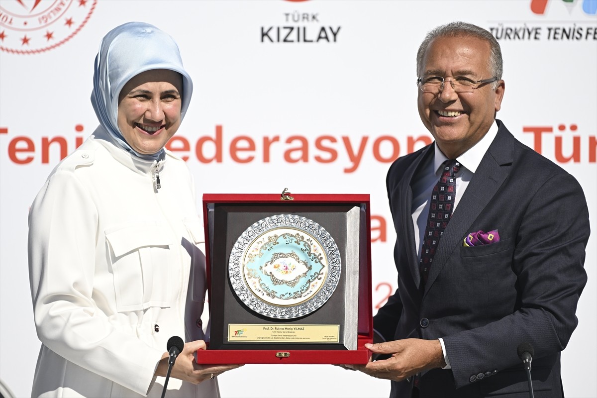 Türkiye Tenis Federasyonu (TTF) ile Türk Kızılay, kan bağışı, ilk yardım, gönüllü yönetimi ve...