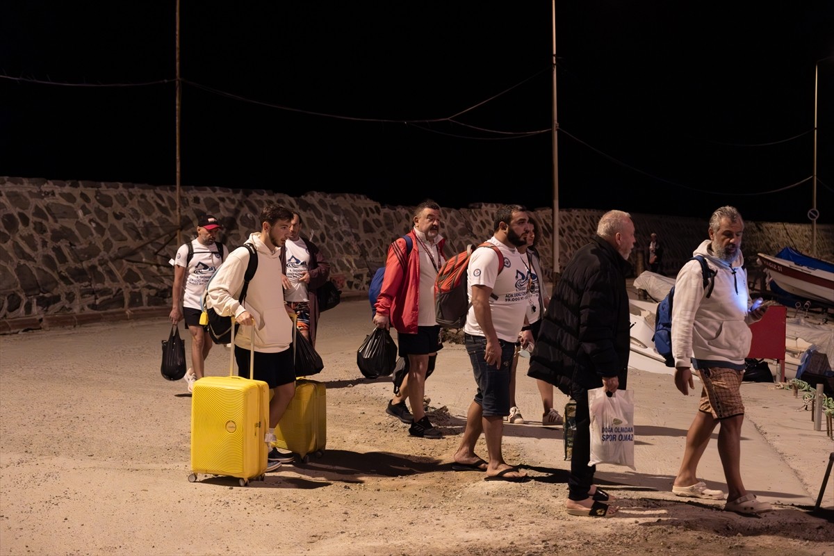 4. İskenderun Körfezi Açık Deniz Yüzme Maratonu, Adana'da başladı. Yumurtalık ilçesinde başlayan...