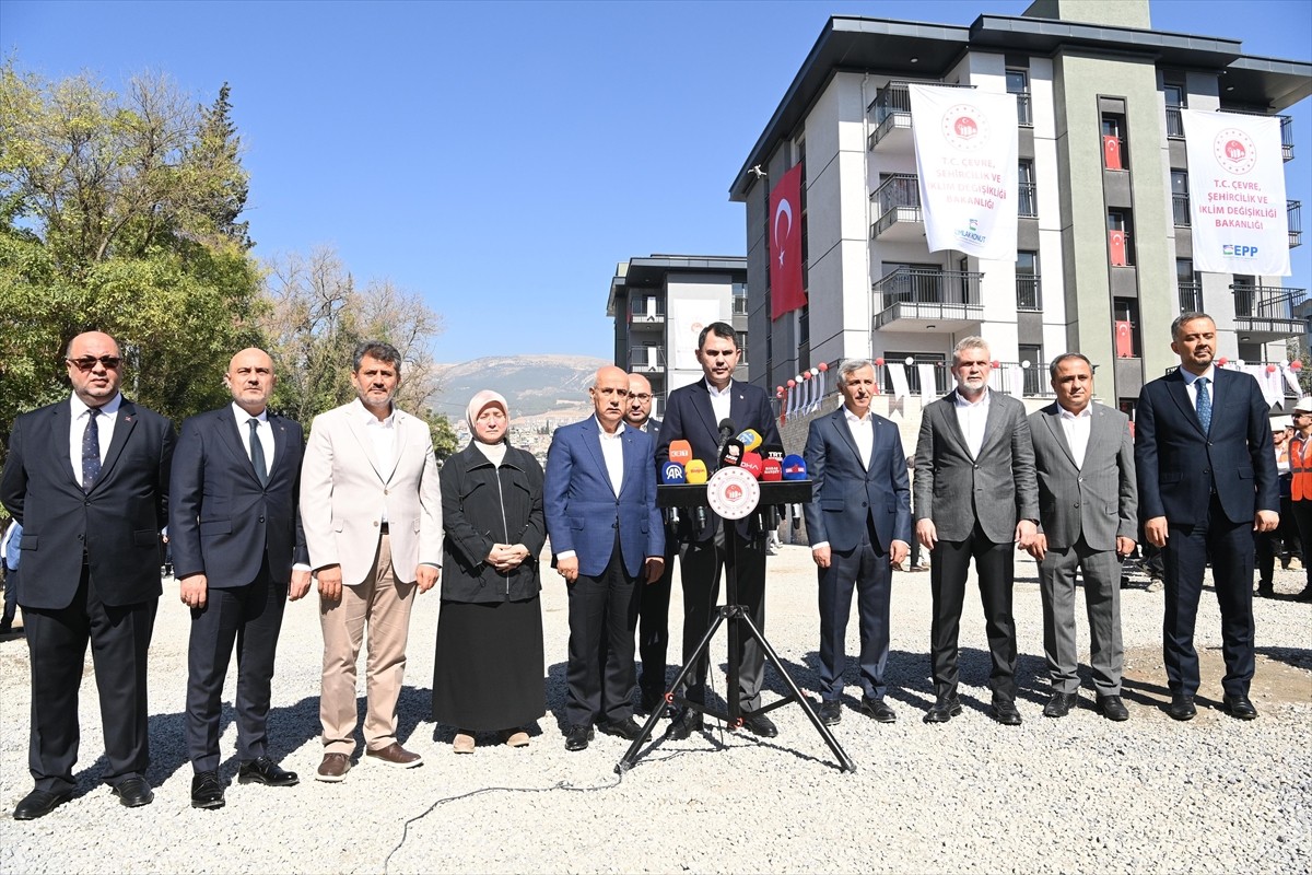 Kahramanmaraş'ta TOKİ ve Emlak Konut Genel Müdürlüğü tarafından Trabzon Caddesi'ndeki şantiye...