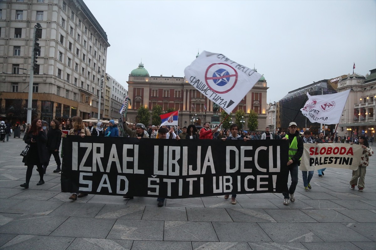 Sırbistan'ın başkenti Belgrad'da Filistin'e destek gösterisi düzenlendi. "Sırbistan'da Filistin...