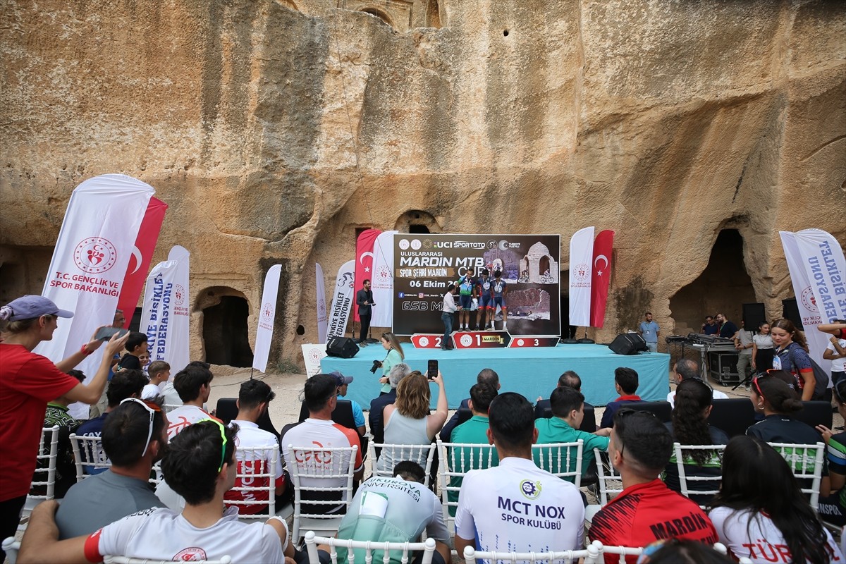 Mardin'in tarihi Dara Antik Kenti'nde Uluslararası Mardin MTB Cup Dağ Bisikleti Yarışları...