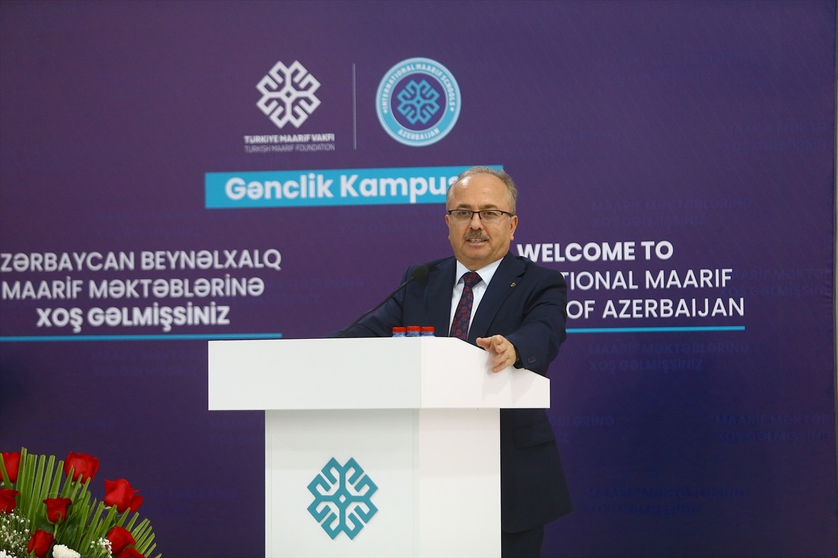 Azerbaycan Uluslararası Maarif Okulları'nın Bakü'de inşa edilen yeni kampüsü açıldı. 