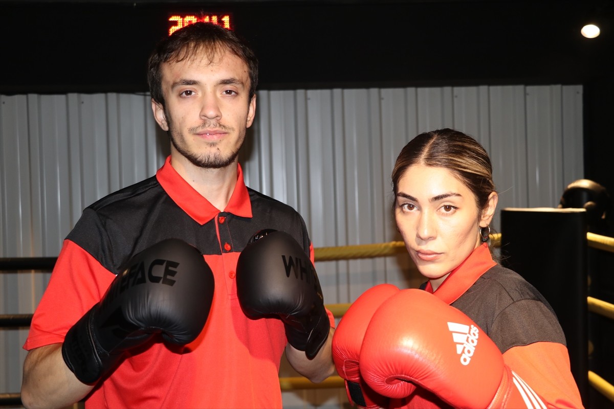 Savate sporcuları Aybüke Kılıçaslan ve Raşit Yusuf Ören, 9-13 Ekim'de Slovenya'da düzenlenecek...