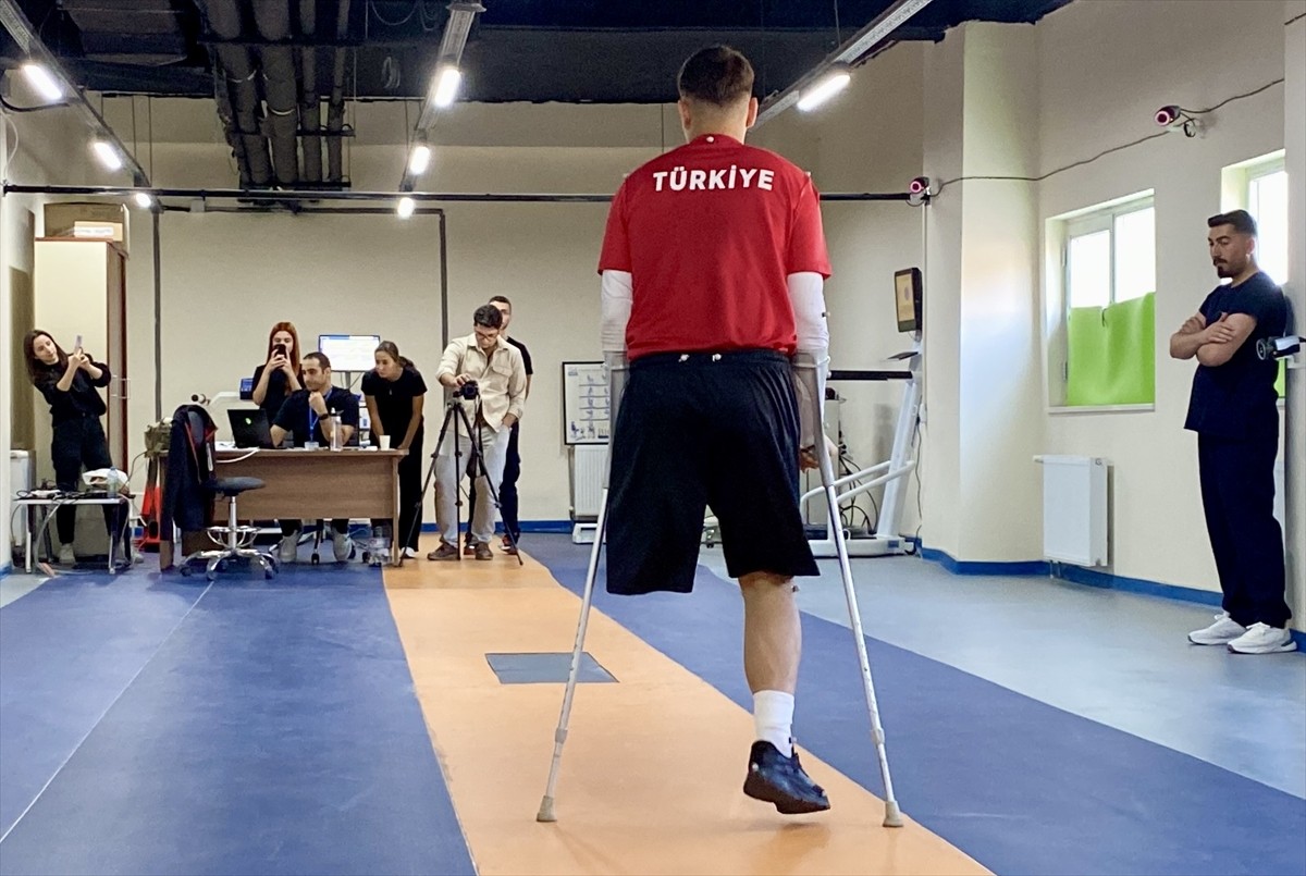 Ampute Milli Futbol Takımı oyuncuları, Kırşehir Ahi Evran Üniversitesi (KAEÜ) Sporcu Sağlığı...