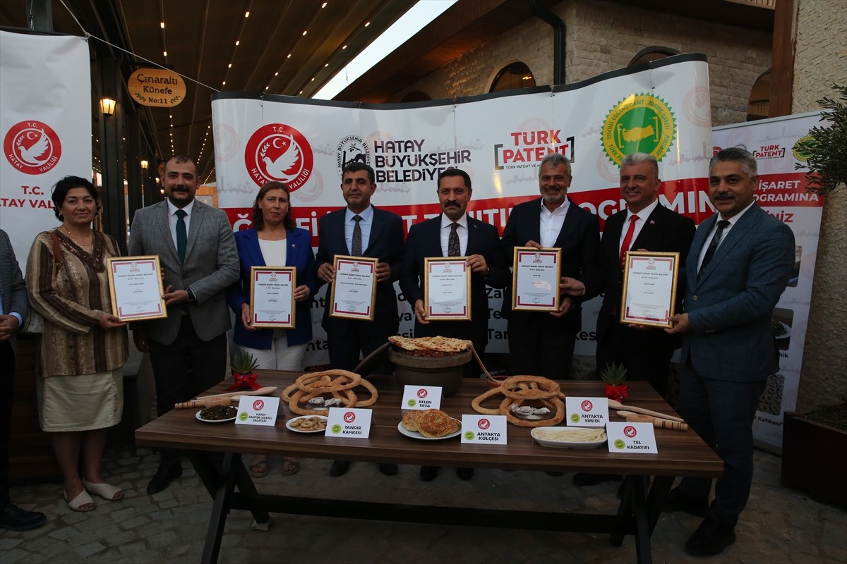 Hatay'ın yöresel lezzetlerinden, Antakya simidi, Antakya külçesi, Belen tava, zahter salatası, tel...