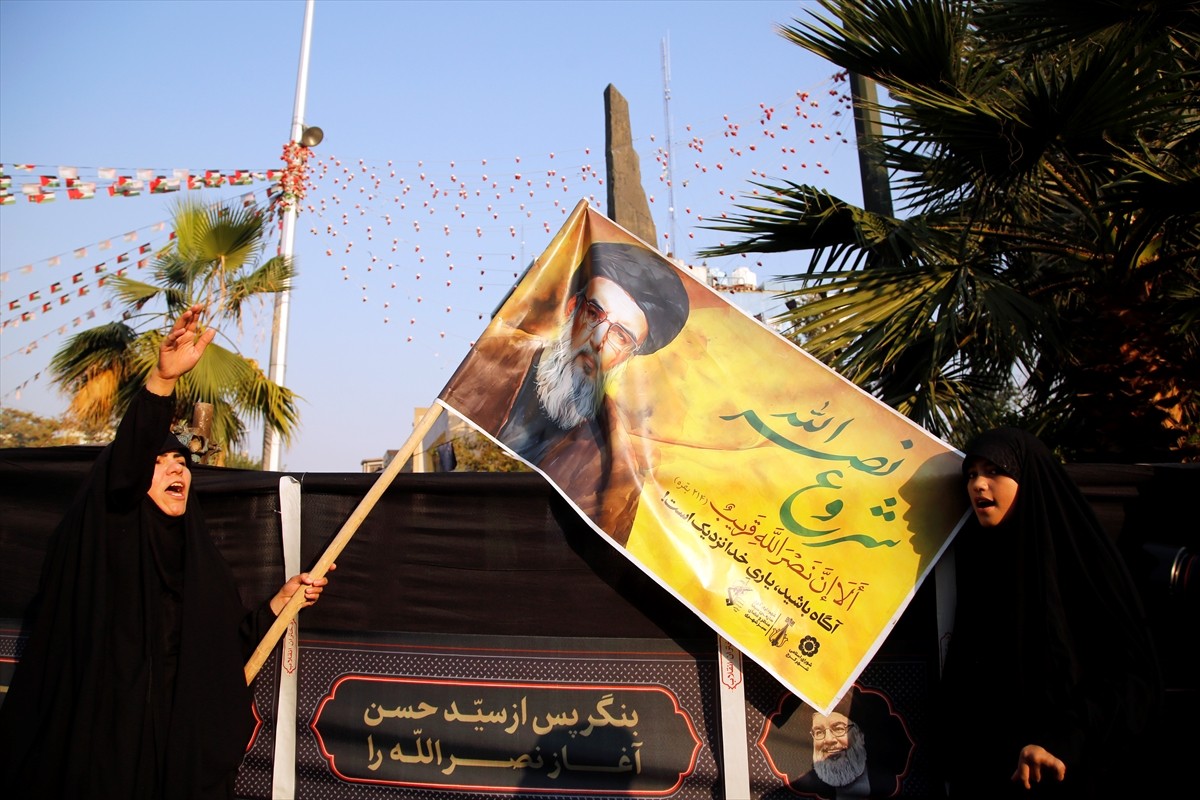 İran'ın başkenti Tahran'da İsrail'in Filistin ve Lübnan'a saldırılarını protesto ve Hizbullah ve...