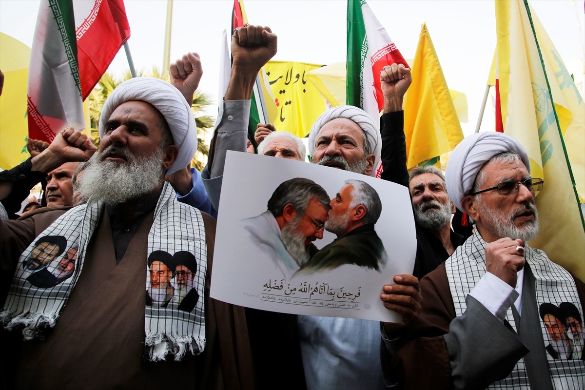 İran'ın başkenti Tahran'da İsrail'in Filistin ve Lübnan'a saldırılarını protesto ve Hizbullah ve...