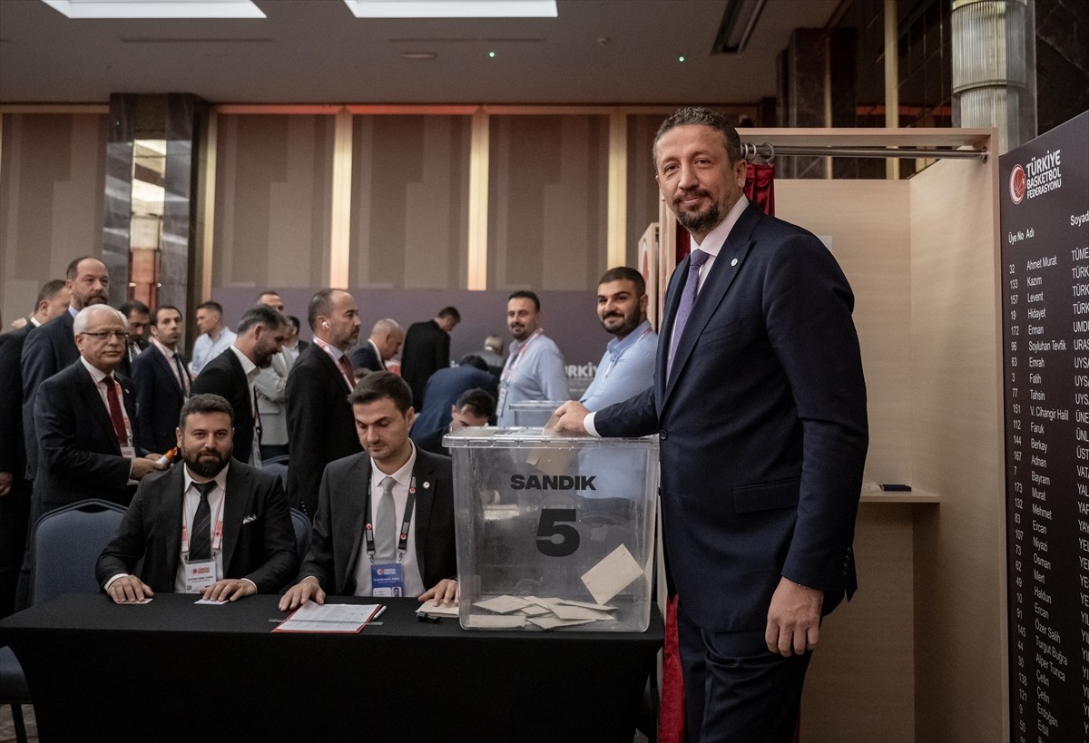 Türkiye Basketbol Federasyonu (TBF) Olağan Genel Kurulu, Ankara'da başladı. Crowne Plaza Ankara'da...