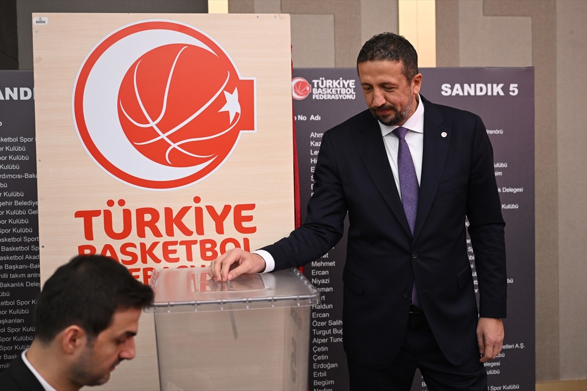 Türkiye Basketbol Federasyonunun olağan genel kurulu, Ankara'da yapıldı. Crowne Plaza Ankara'da...