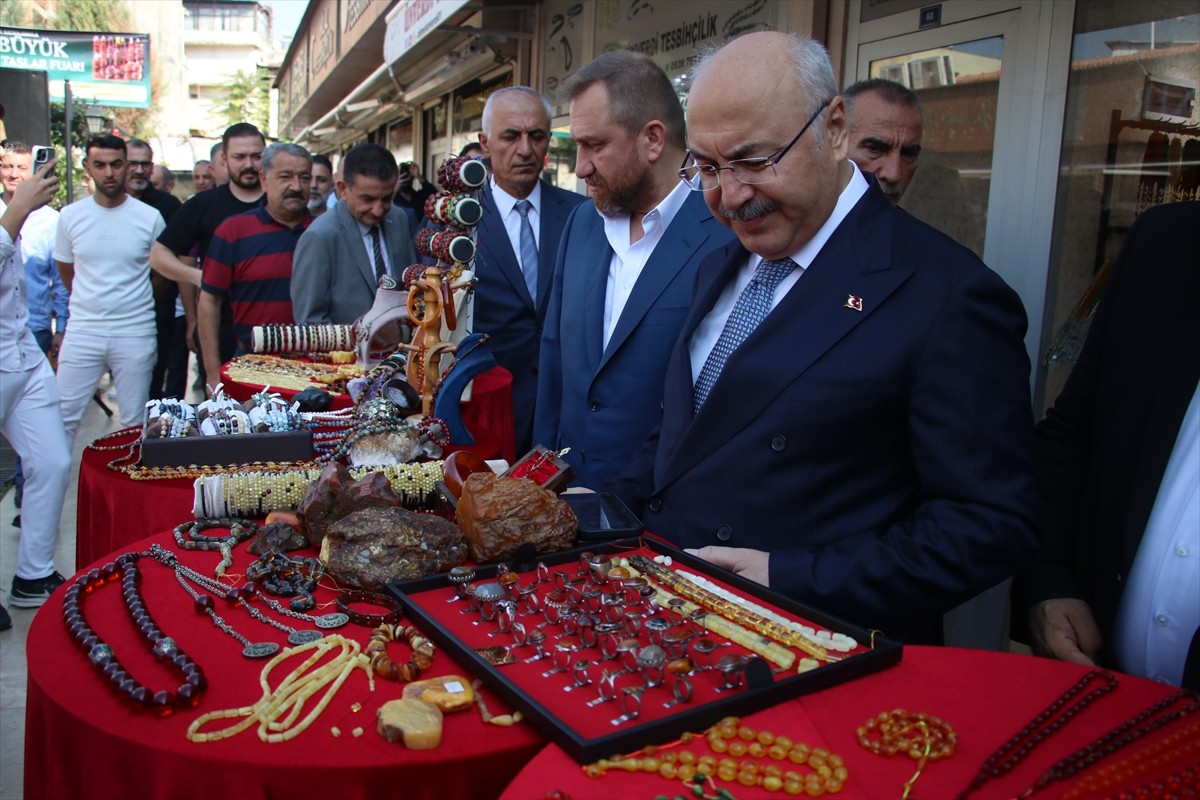 Adana Valiliği himayesinde düzenlenecek "3. Tesbih ve Doğal Taşlar Fuarı" 17-20 Ekim'de...