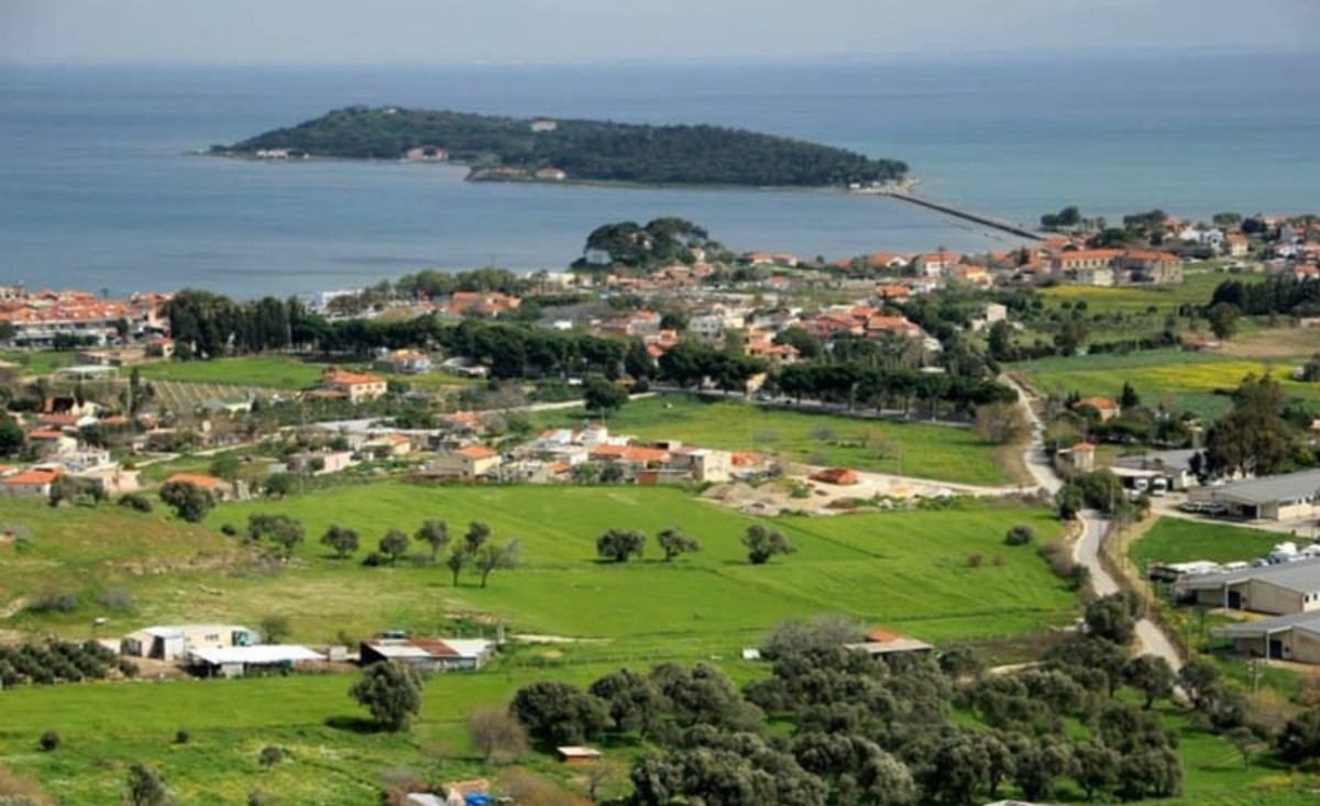 İzmir'in Urla ilçesine bağlı Kuşçular Köyü